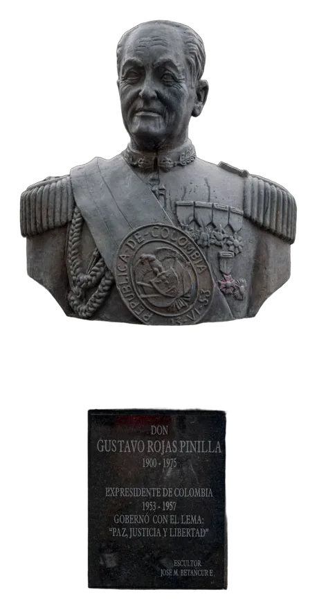 BUSTO GUSTAVO ROJAS PINILLA